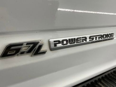 Used 2019 Ford F250 XLT w/ FX4 Off-Road Package image 16