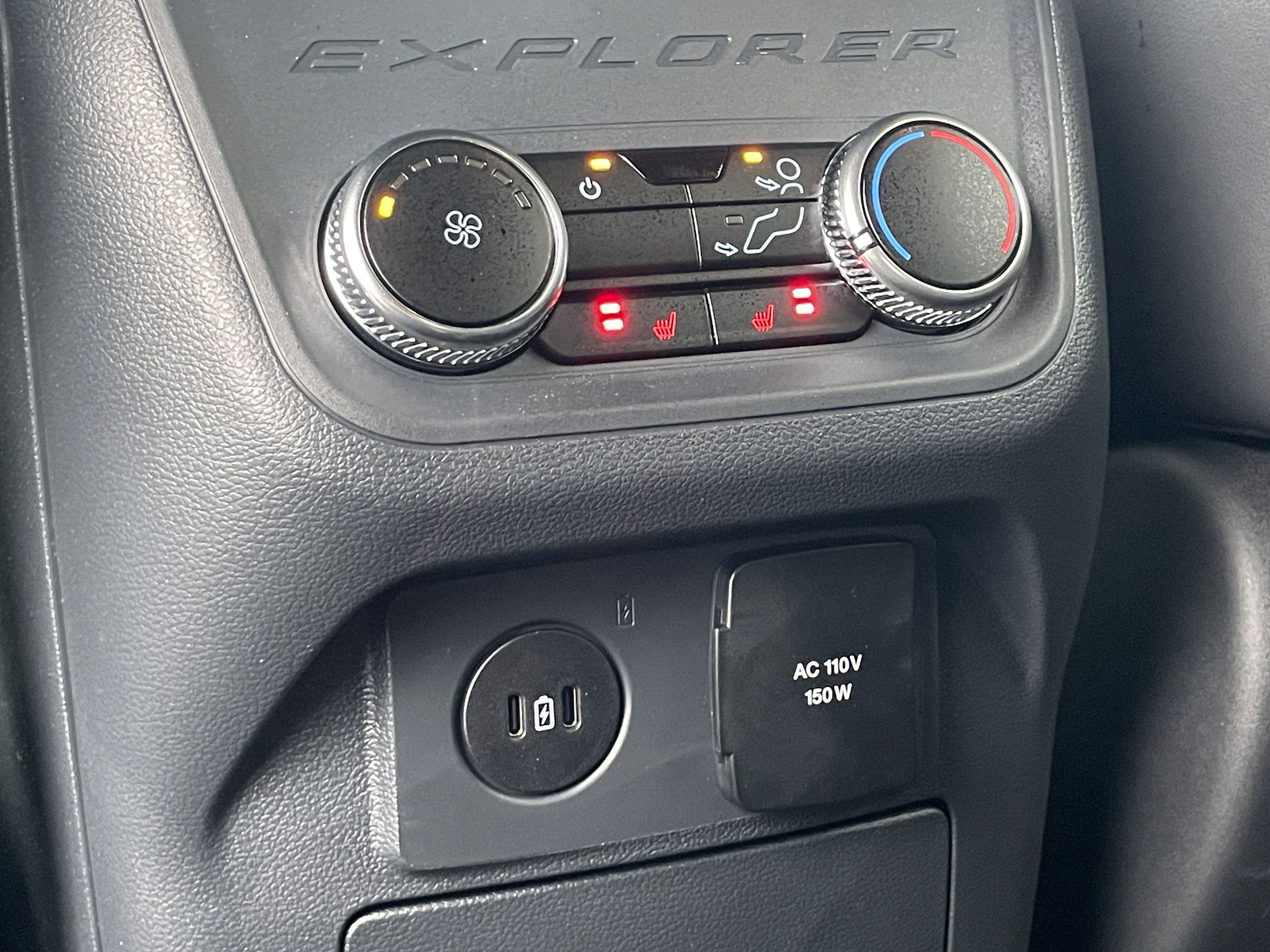 Used 2026 Ford Explorer Tremor w/ Tremor Convenience Package AWD/4WD image 34