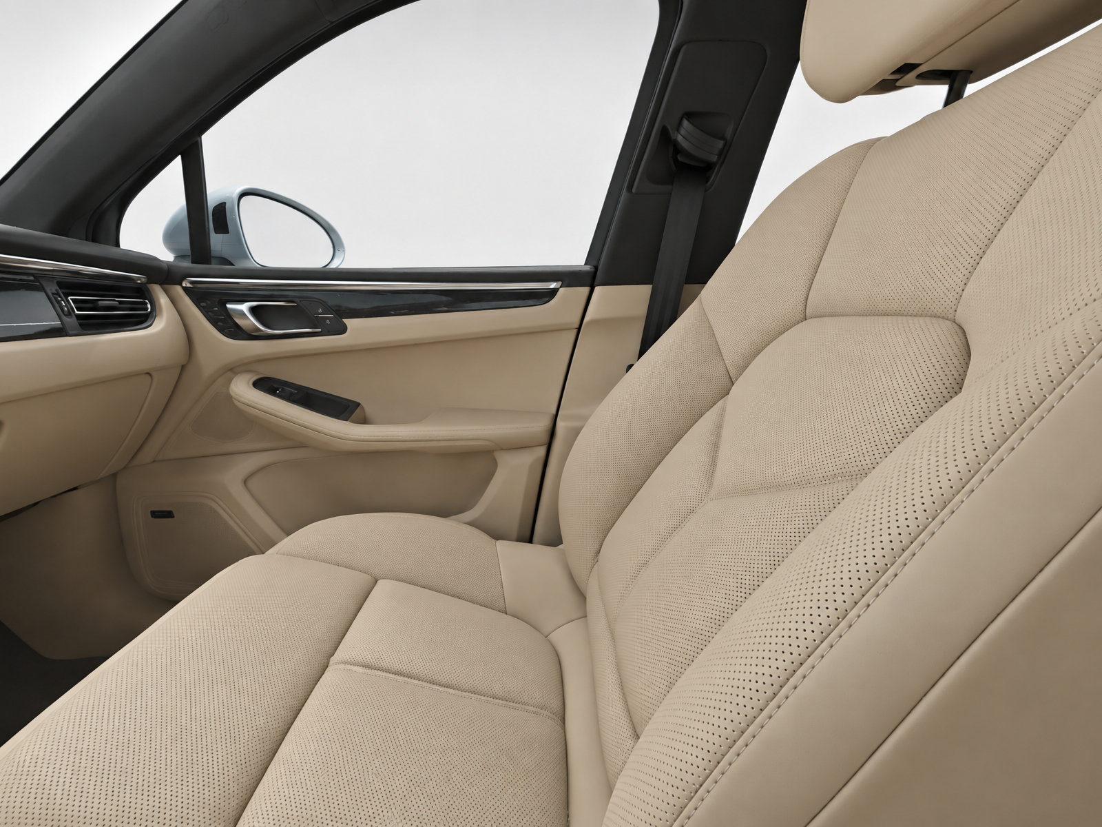 Used 2023 Porsche Macan S AWD/4WD image 19