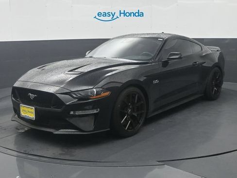Used 2022 Ford Mustang GT RWD image 3