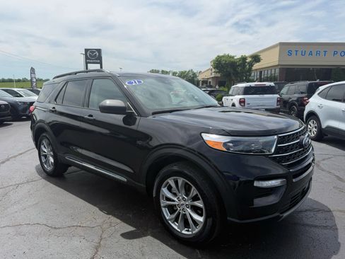 Used 2021 Ford Explorer XLT w/ Equipment Group 202A AWD/4WD image 1