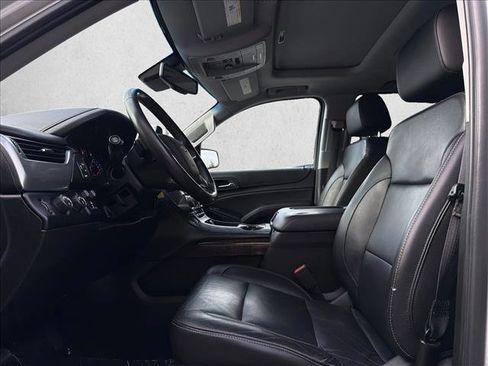 Used 2018 Chevrolet Suburban LT w/ Max Trailering Package image 11