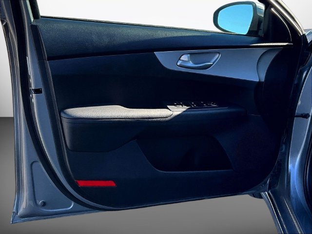 Certified 2023 Kia Forte LXS FWD image 19