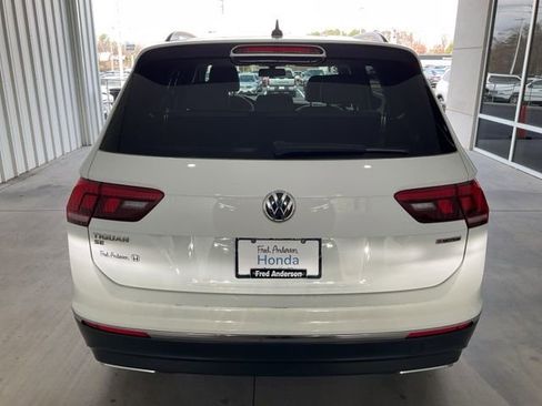 Used 2021 Volkswagen Tiguan SE image 23