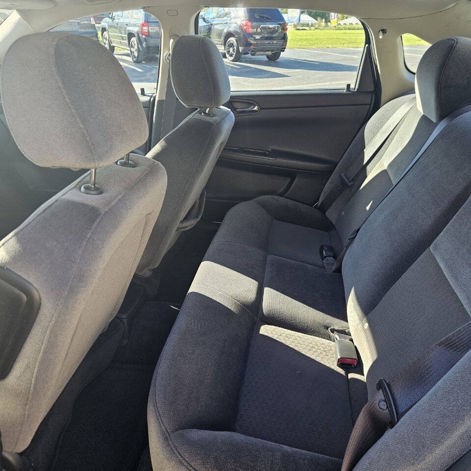 Used 2012 Chevrolet Impala LS FWD image 11