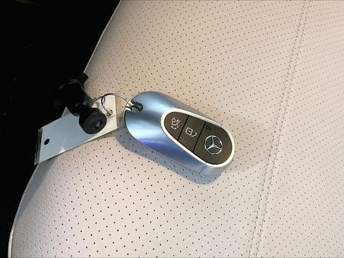 Used 2025 Mercedes-Benz C 300 C 300 image 15