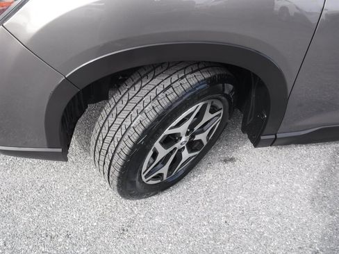 Used 2020 Subaru Forester Premium image 21