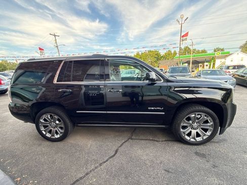 Used 2015 GMC Yukon Denali w/ Premium Package AWD/4WD image 4