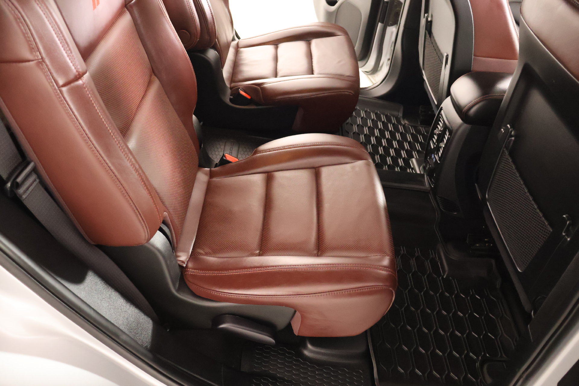 Used 2025 Dodge Durango GT AWD/4WD image 16