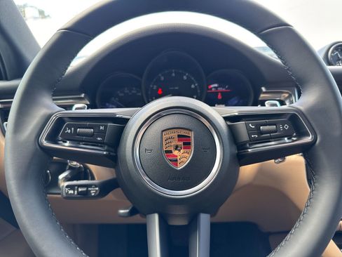 New 2026 Porsche Macan image 27