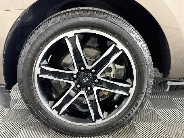 Used 2019 Ford Expedition Limited w/ Equipment Group 303A RWD image 33