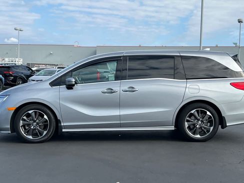 Used 2022 Honda Odyssey Elite image 9