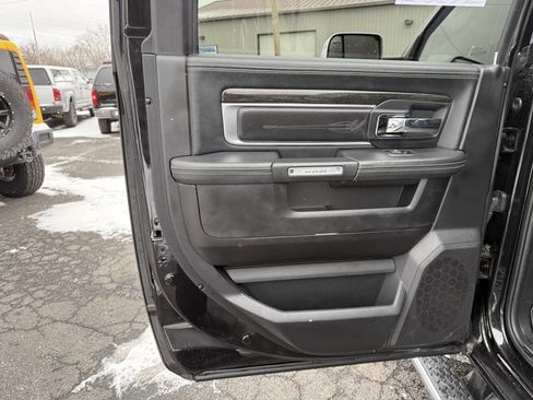 Used 2016 RAM 3500 Laramie Longhorn image 26