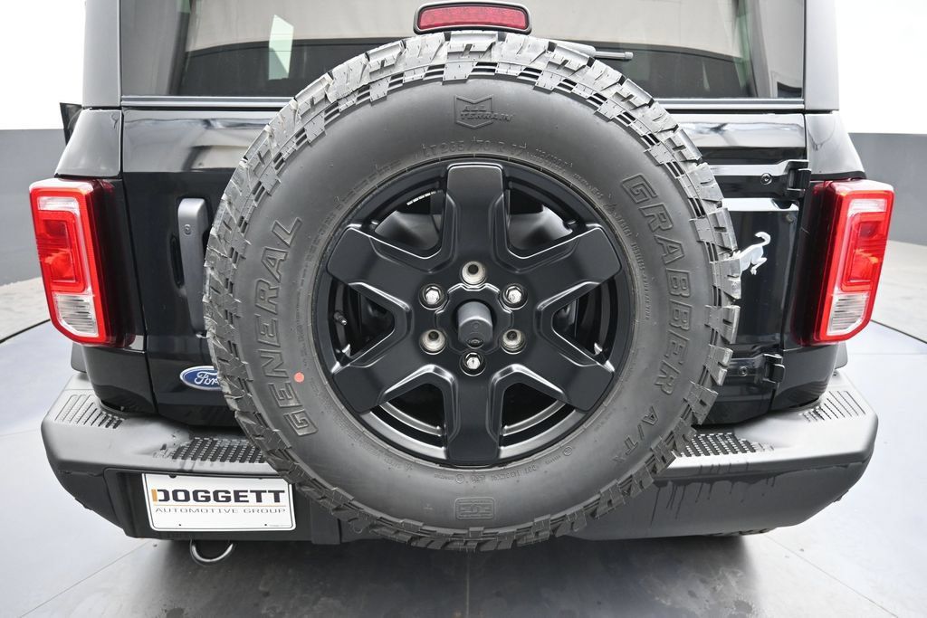 Used 2024 Ford Bronco Black Diamond AWD/4WD image 6