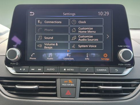 Certified 2025 Nissan Altima 2.5 S FWD image 23
