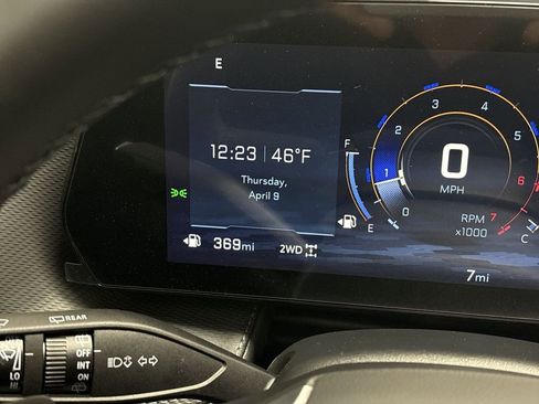 New 2026 Chevrolet Equinox LT w/ Convenience Package II AWD/4WD image 31