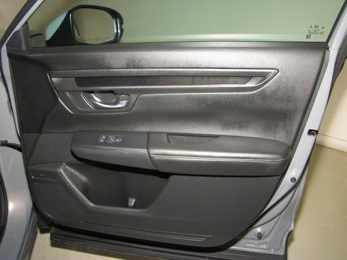 Certified 2025 Honda CR-V LX image 19