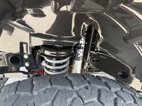 Used 2020 Jeep Gladiator Rubicon AWD/4WD image 20