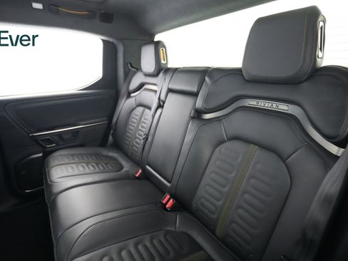 Used 2024 Rivian R1T Adventure AWD/4WD image 24