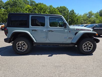 New 2026 Jeep Wrangler Unlimited Rubicon w/ Safety Group