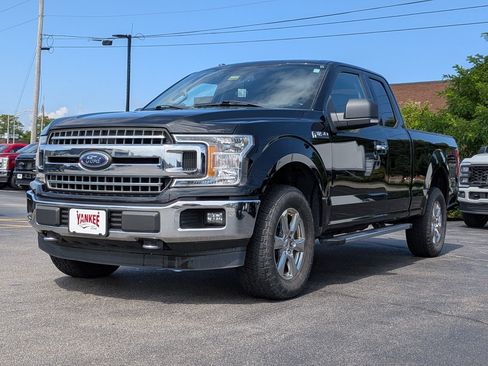Used 2018 Ford F150 XLT w/ Equipment Group 301A Mid AWD/4WD image 8
