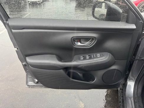 Used 2026 Honda HR-V EX-L image 13