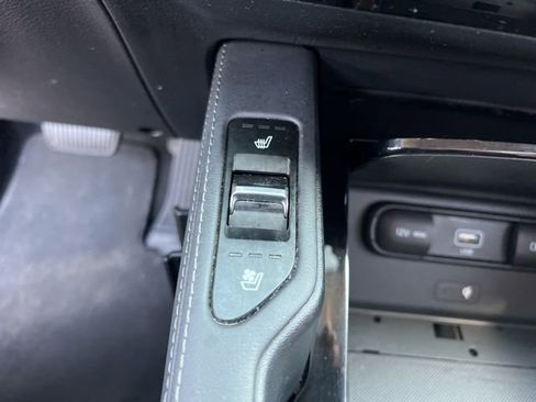 Used 2022 Kia Telluride EX w/ EX Premium Package image 24