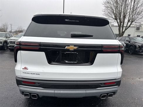 New 2026 Chevrolet Traverse LT w/ Driver Confidence Package image 36