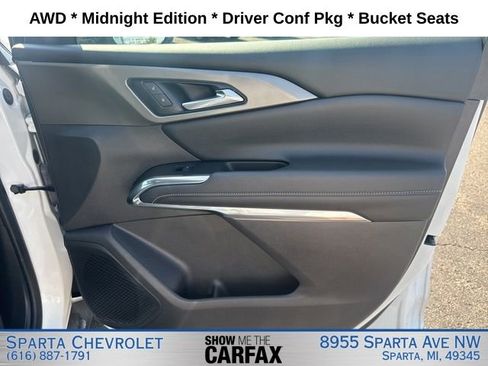 Used 2025 Chevrolet Traverse LT w/ Midnight/Sport Edition AWD/4WD image 26