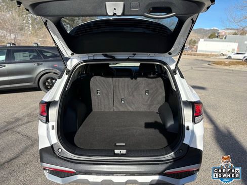 Certified 2025 Kia Sportage LX image 8