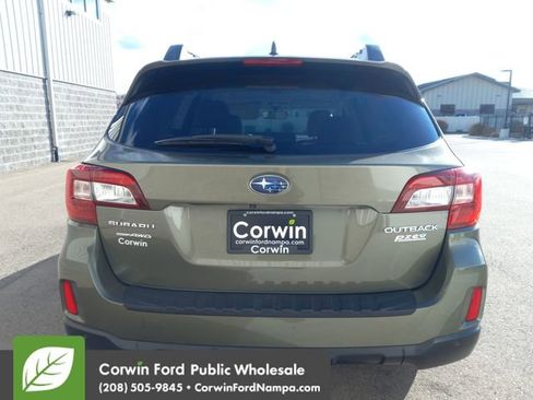 Used 2017 Subaru Outback 2.5i Limited image 4