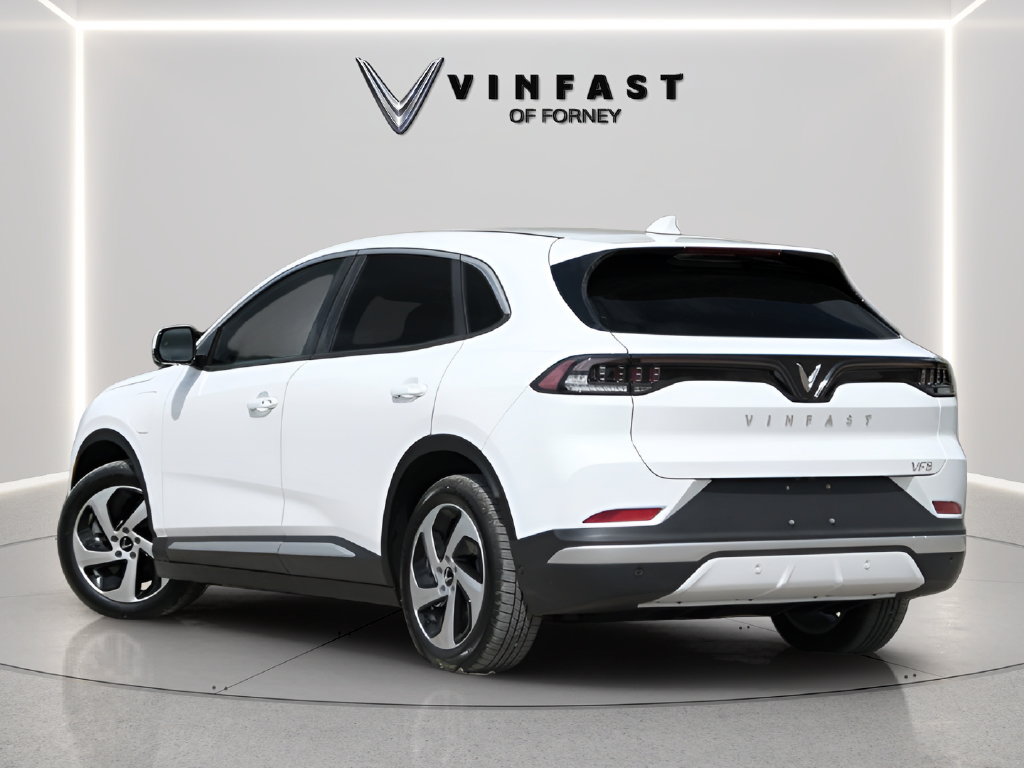 New 2025 VinFast VF 8 Eco AWD/4WD image 2