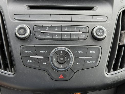 Used 2017 Ford Focus SE image 17