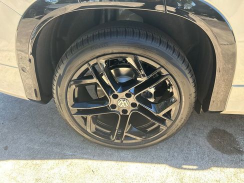 New 2026 Volkswagen Tiguan SE R-Line image 26