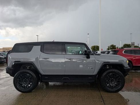 New 2026 GMC Hummer EV 4x4 Crew Cab image 3