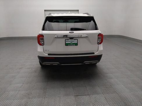 Used 2022 Ford Explorer XLT w/ Equipment Group 202A RWD image 6