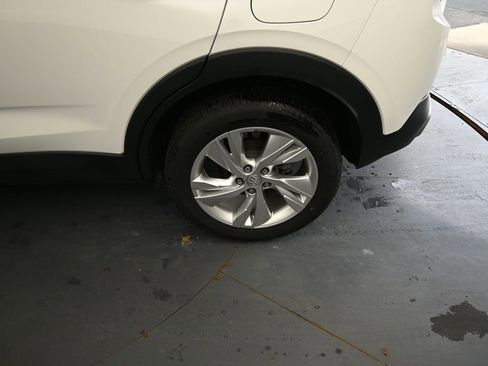 Used 2025 Buick Encore GX Preferred AWD/4WD image 18