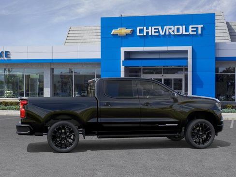 New 2026 Chevrolet Silverado 1500 High Country w/ High Country Premium Package AWD/4WD image 5