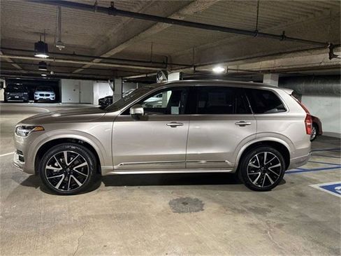 New 2024 Volvo XC90 B6 Plus w/ Protection Package Premier image 3