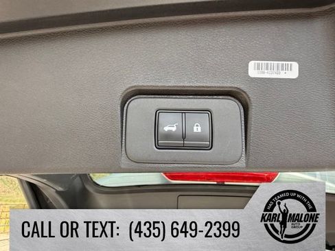Used 2025 Nissan Rogue SV FWD image 31