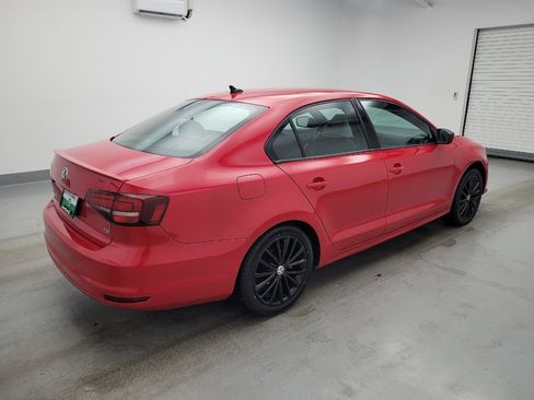 Used 2016 Volkswagen Jetta Sport FWD image 10