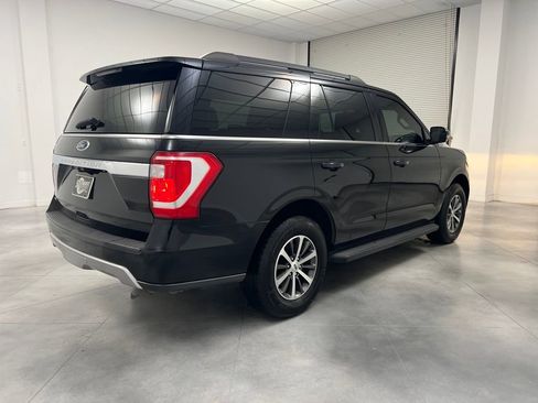 Used 2018 Ford Expedition XLT w/ Equipment Group 201A image 7