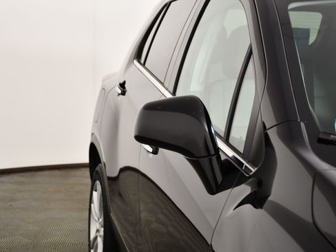 Used 2019 Chevrolet Trax Premier AWD/4WD image 15