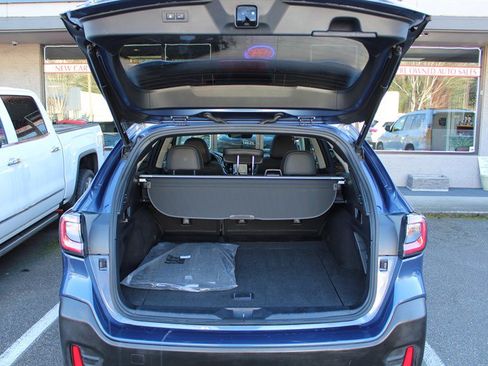 Used 2022 Subaru Outback Limited image 27