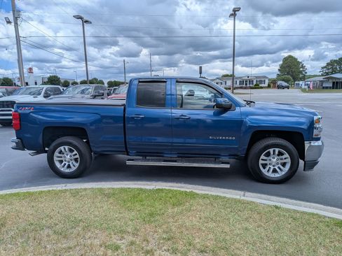Used 2019 Chevrolet Silverado 1500 LT w/ All Star Edition AWD/4WD image 4