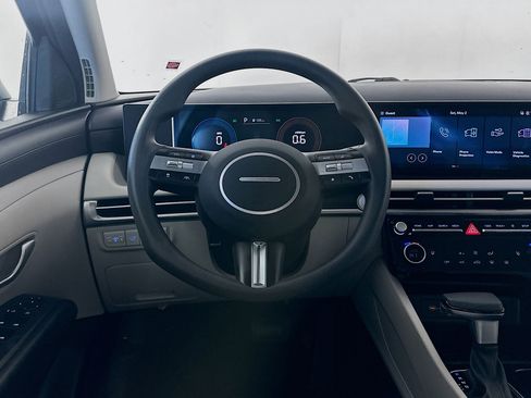 Used 2025 Hyundai Tucson SEL FWD image 18