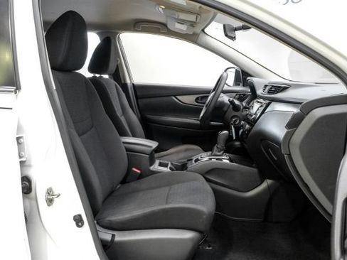 Used 2018 Nissan Rogue Sport S w/ S Appearance Package FWD image 38