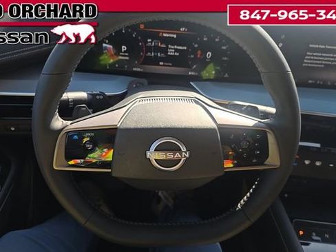 Used 2025 Nissan Murano SL AWD/4WD image 8