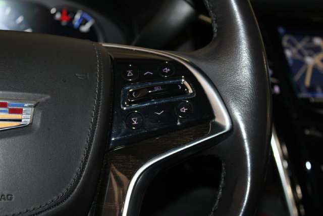Used 2020 Cadillac Escalade Platinum AWD/4WD image 27