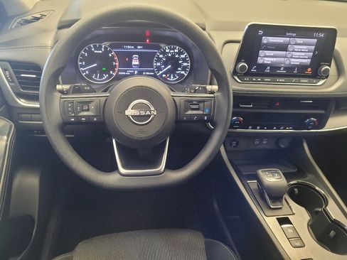 Used 2024 Nissan Rogue SV image 22